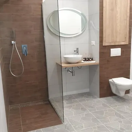 Apartment R+r *